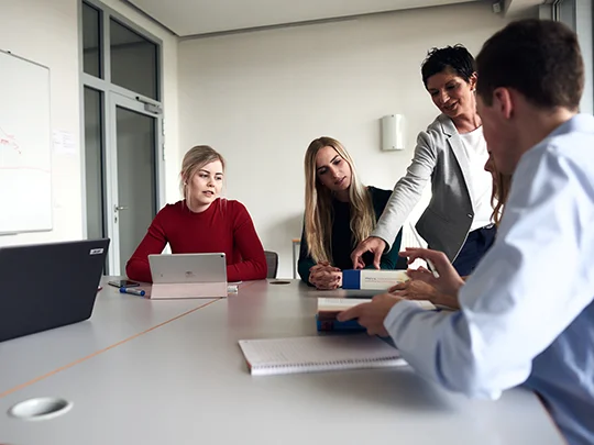 fhdw-fachhochschule-fuer-die-wirtschaft-0095-540x405 Studiere BWL mit Consulting & Business Transformation an der FHDW - Fachhochschule für die Wirtschaft Hannover ! Jetzt mehr erfahren und bewerben.