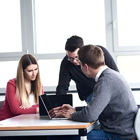 Studiere Informatik an der FHDW - Fachhochschule für die Wirtschaft Hannover ! Jetzt mehr erfahren und bewerben