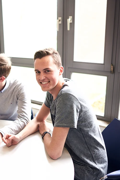 fhdw-fachhochschule-fuer-die-wirtschaft-0160-500x753 Studiere Wirtschaftsinformatik an der FHDW - Fachhochschule für die Wirtschaft Hannover ! Jetzt mehr erfahren und bewerben.